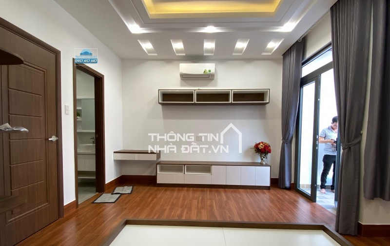 Siêu đẹp Trịnh Văn Bô 39m2-5T, ô tô đỗ cửa, tặng NT ở ngay, giá 6.68tỷ