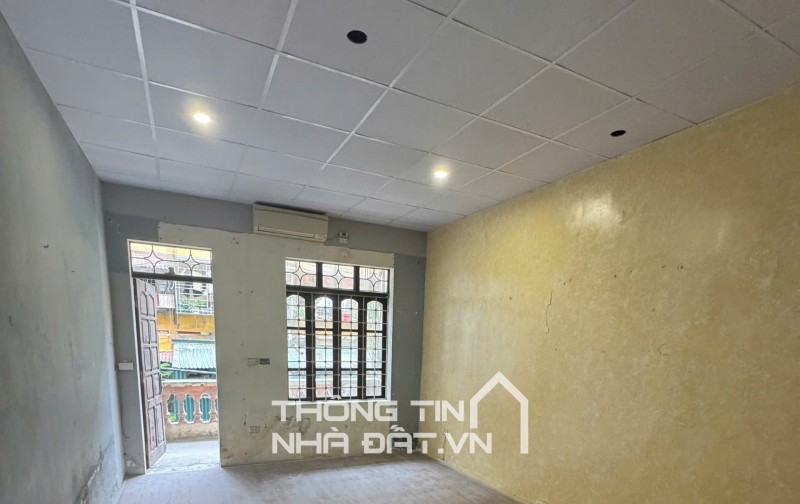 Cho thuê nhà phân lô Đại học Công đoàn, ngõ ô tô tránh tại số 21, ngách 37, ngõ 167 Tây Sơn, Hà Nộ